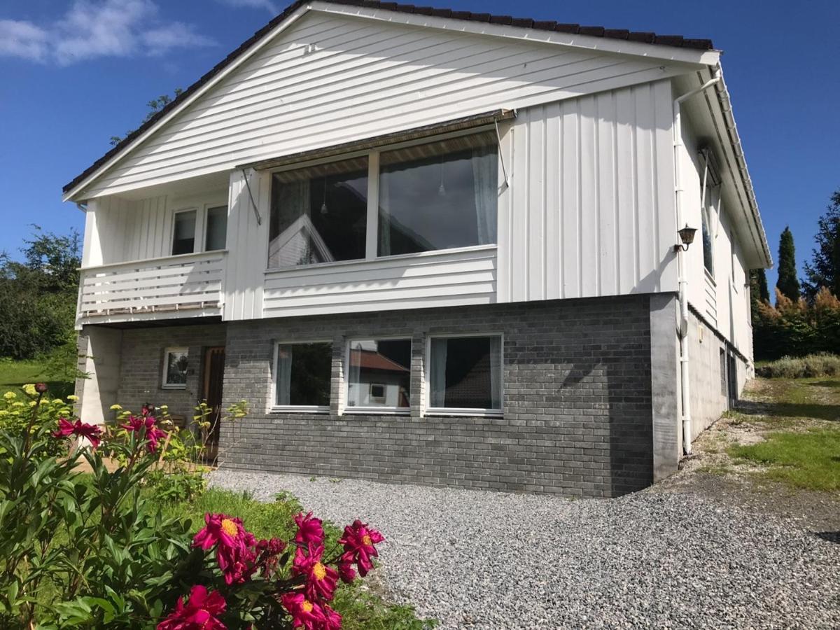 Villa Holmen 2 Balestrand Exterior photo